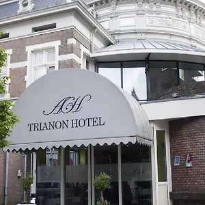 Budget Trianon Отель