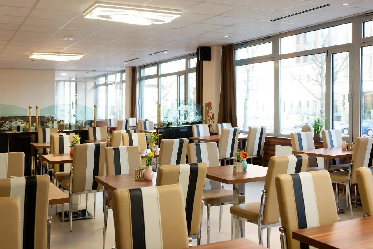 Hotel King'S Court Амстердам 3*,